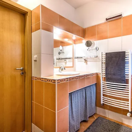 Apartamento Apartment Neratovice Neratovice